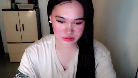 Snapshot of fairy_cuddle chatting on 05.30.26 call me shanaia online show from 05.30.26