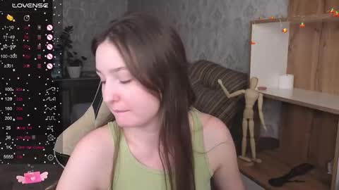 Snapshot of fairy_m00n chatting on 11.06.25 Kate online show from 11.06.25