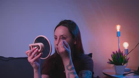 Snapshot of fairy_nine chatting on 10.02.25 fairy_nine online show from 10.02.25