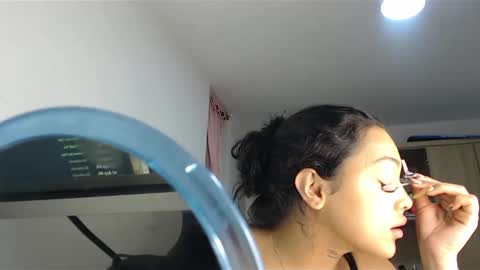 Snapshot of fairylatin chatting on 01.14.25 fairylatin online show from 01.14.25