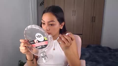 Snapshot of fairylatin chatting on 03.06.25 fairylatin online show from 03.06.25