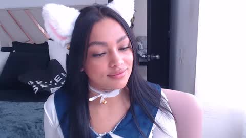 Snapshot of fairylatin chatting on 10.12.25 fairylatin online show from 10.12.25