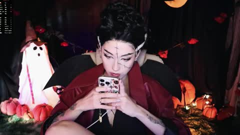 Snapshot of fairywhore chatting on 10.08.25 Jackie Cosplayer online show from 10.08.25