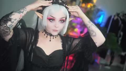 Snapshot of faith_chan chatting on 10.01.25 faith_chan online show from 10.01.25