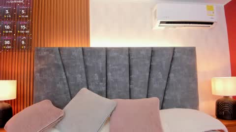  Leila.... online show from 04.10.26