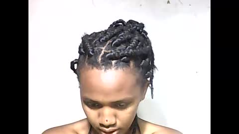 falielyse online show from 09.17.25