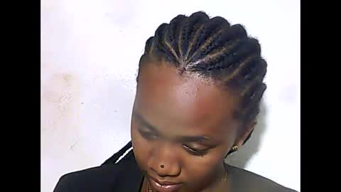 falielyse online show from 10.08.25