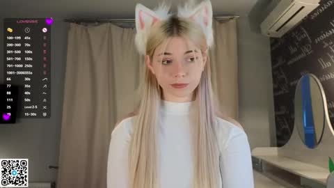 Snapshot of falinegelling chatting on 02.26.25 Emilia online show from 02.26.25