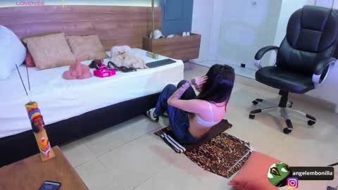 Megan    630  1330 -5 online show from 11.11.25