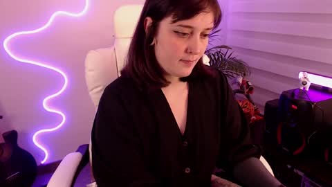 Snapshot of fallenag__ chatting on 10.12.25 OF fallenag 1 online show from 10.12.25