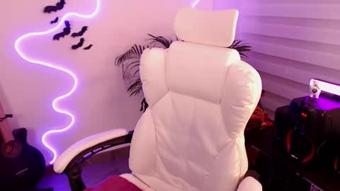 Snapshot of fallenag__ chatting on 10.15.25 OF fallenag 1 online show from 10.15.25