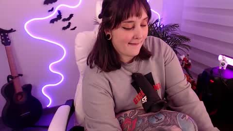 Snapshot of fallenag__ chatting on 10.20.25 OF fallenag 1 online show from 10.20.25