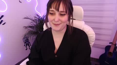 Snapshot of fallenag__ chatting on 11.01.25 OF fallenag 1 online show from 11.01.25