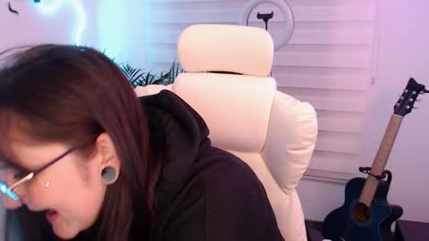 Snapshot of fallenag__ chatting on 02.02.26 OF fallenag 1 online show from 02.02.26