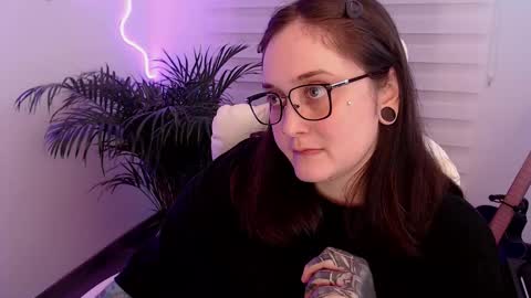 Snapshot of fallenag__ chatting on 03.09.26 OF fallenag 1 online show from 03.09.26