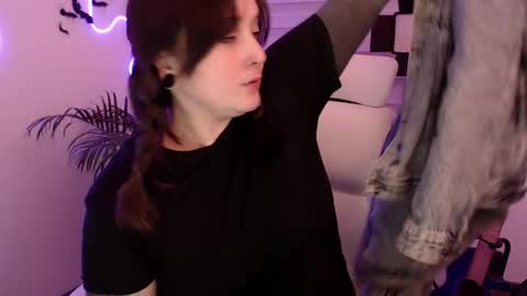 Snapshot of fallenag__ chatting on 05.31.26 OF fallenag 1 online show from 05.31.26