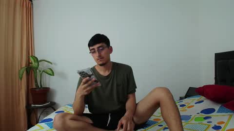 FallGays online show from 11.28.25