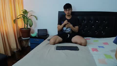 Snapshot of fallgays chatting on 03.03.26 FallGays online show from 03.03.26