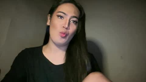 Snapshot of fallon_empress chatting on 10.28.25 callmecindy online show from 10.28.25