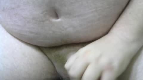 Snapshot of falso_aleatorio chatting on 10.27.25 Fake Random online show from 10.27.25