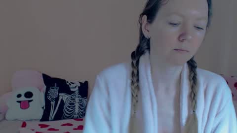 Snapshot of fanatka chatting on 03.01.26 BUNNYGal online show from 03.01.26