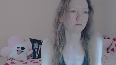Snapshot of fanatka chatting on 03.17.26 BUNNYGal online show from 03.17.26