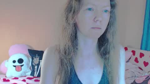 Snapshot of fanatka chatting on 03.23.26 BUNNYGal online show from 03.23.26