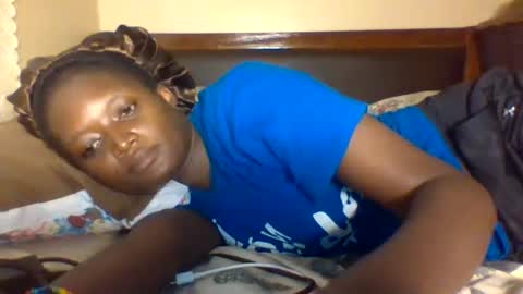 Snapshot of fancy_bellah chatting on 02.03.25 fancy_bellah online show from 02.03.25