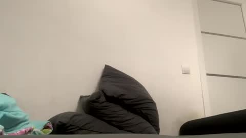 Snapshot of fancy_girl2424 chatting on 12.01.24 fancy_girl2424 online show from 12.01.24