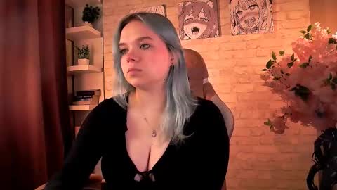 Bella online show from 12.19.25