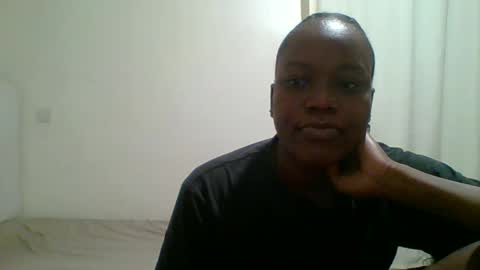 Snapshot of fancyfingers_ chatting on 02.01.25 fancyfingers1 online show from 02.01.25