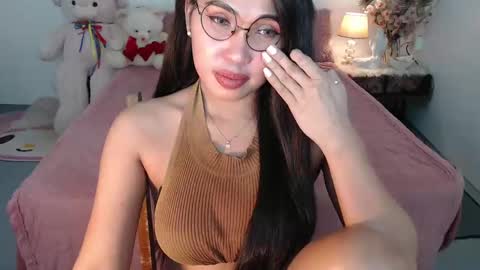 Layla online show from 01.22.25