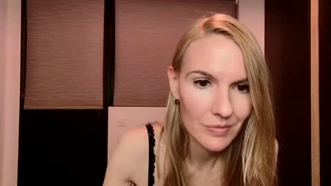 Fanny online show from 12.31.24