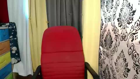 Snapshot of fantastic_allena07 chatting on 02.17.26 Allena online show from 02.17.26