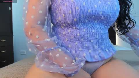 Snapshot of fantastic_asians2 chatting on 05.15.26 Ale online show from 05.15.26