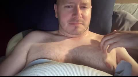 Snapshot of fantasticass6969 chatting on 10.30.25 fantasticass6969 online show from 10.30.25