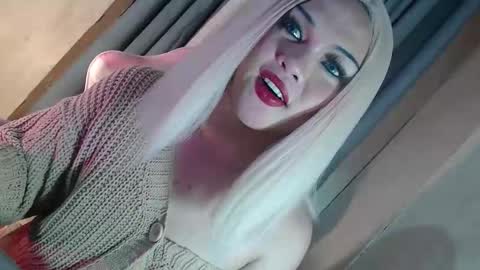 Snapshot of fantasticcock69_daniella chatting on 02.28.26 DANIELLA - DONT FORGET TO GIVE ME A THUMBSU UP online show from 02.28.26