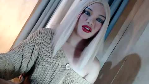 DANIELLA - DONT FORGET TO GIVE ME A THUMBSU UP online show from 06.26.26