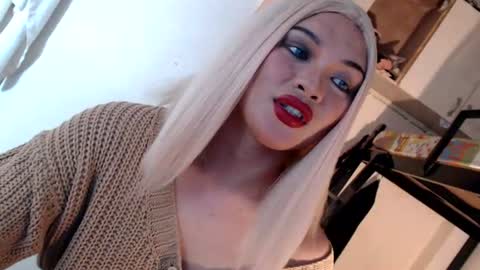 DANIELLA - DONT FORGET TO GIVE ME A THUMBSU UP online show from 07.22.26