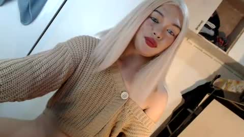 DANIELLA - DONT FORGET TO GIVE ME A THUMBSU UP online show from 07.25.26