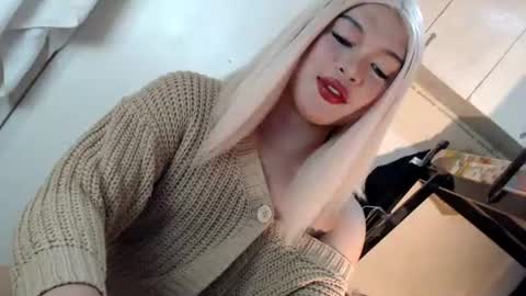 DANIELLA - DONT FORGET TO GIVE ME A THUMBSU UP online show from 08.02.26