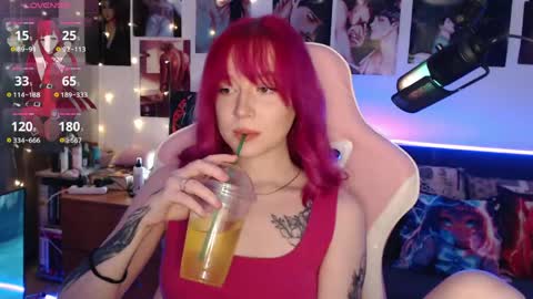 Snapshot of fantasy_lisa chatting on 05.08.26 Lisa online show from 05.08.26