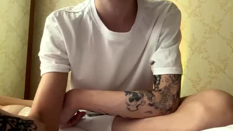 Snapshot of fantasydanny chatting on 03.06.25 HappyCake online show from 03.06.25