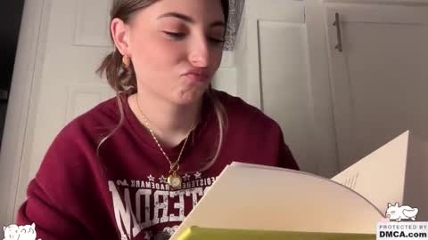 Snapshot of fantasyella chatting on 02.20.26 Ella online show from 02.20.26