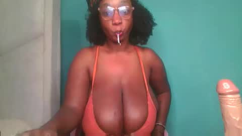 Snapshot of fantasymelons1 chatting on 10.25.25 Fantasy melons online show from 10.25.25