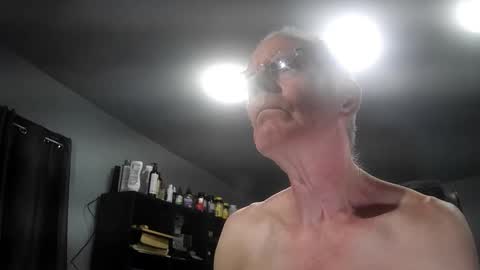 Snapshot of fantasyresort chatting on 11.04.25 fantasyresort online show from 11.04.25