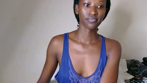 Snapshot of fantee_eeh chatting on 06.26.26 pretty slim online show from 06.26.26