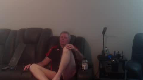 Snapshot of fantom666 chatting on 10.18.25 PHANTOM online show from 10.18.25