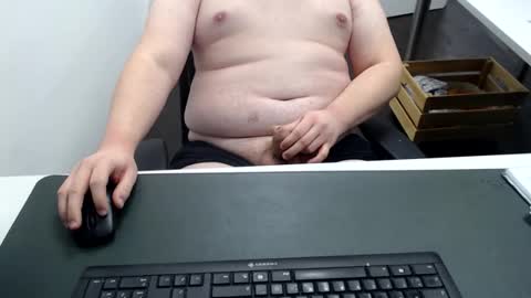 Snapshot of fap_n_play chatting on 11.09.25 Cardi online show from 11.09.25