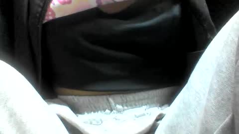 Snapshot of farantsaaly1 chatting on 09.10.25 farantsaaly1 online show from 09.10.25